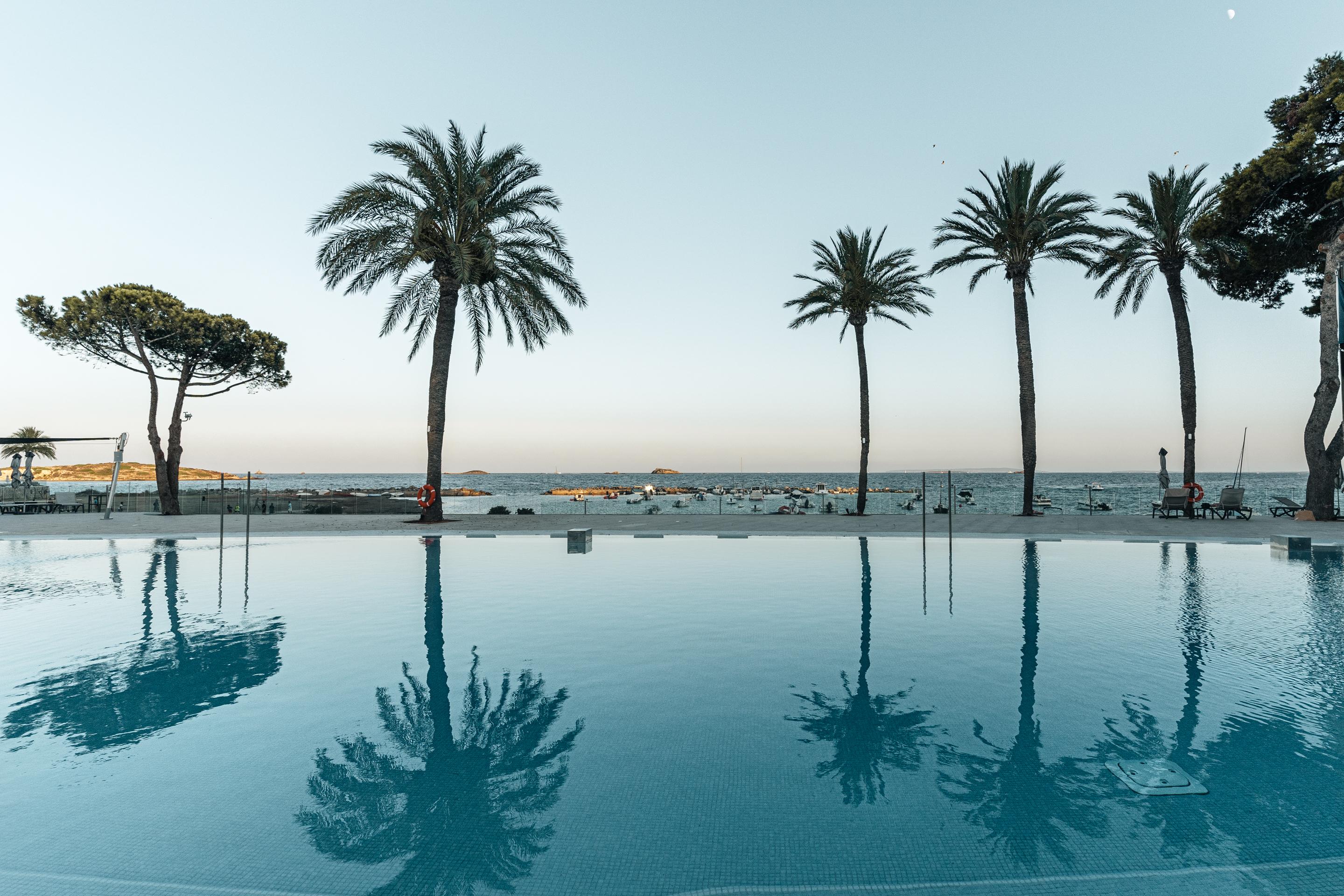 فندق The Ibiza Twiins - 4* Sup بلايا دي أون بوسا المظهر الخارجي الصورة
